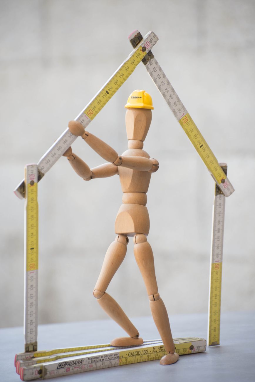 Smiling at Work, Building in Silence: The New Professional&nbsp;Reality